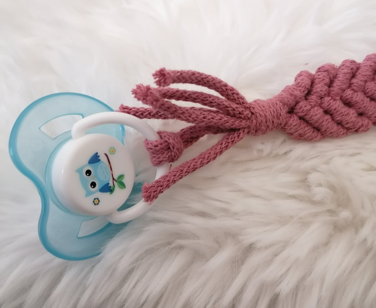 Attache-tétine "épi"